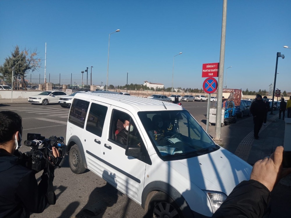 Diyarbakır’daki kuyumcu cinayetinin failleri adliyeye çıkarıldı