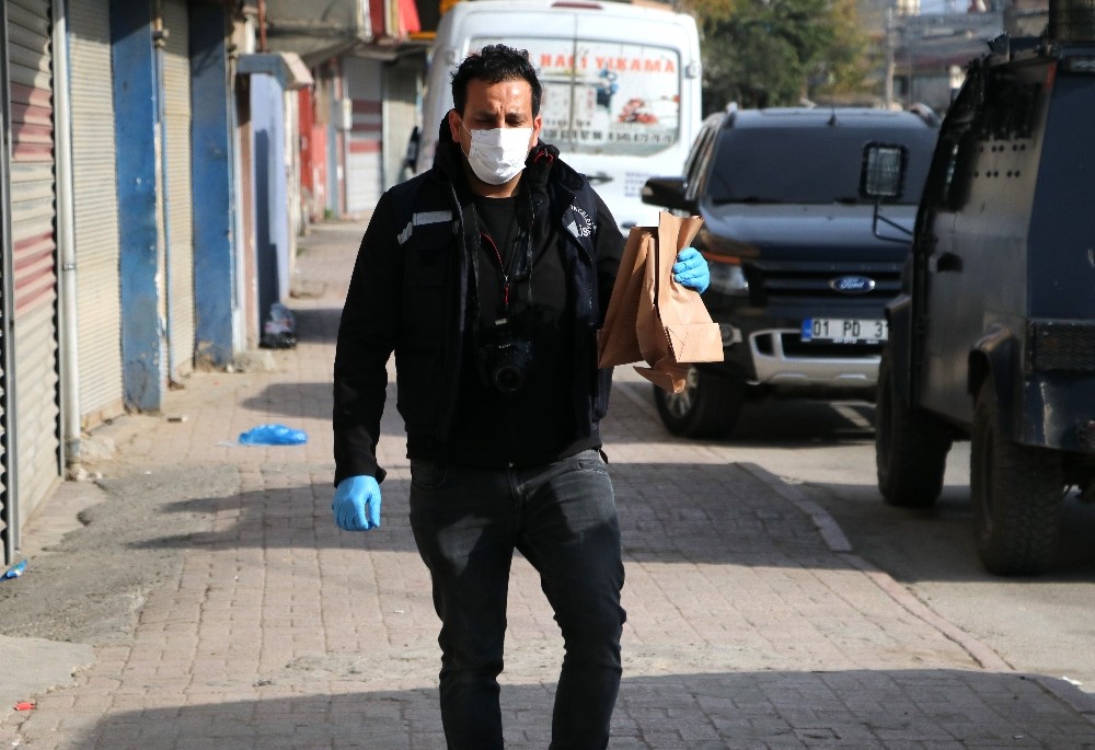 Adana’da şüpheli kargo alarmı