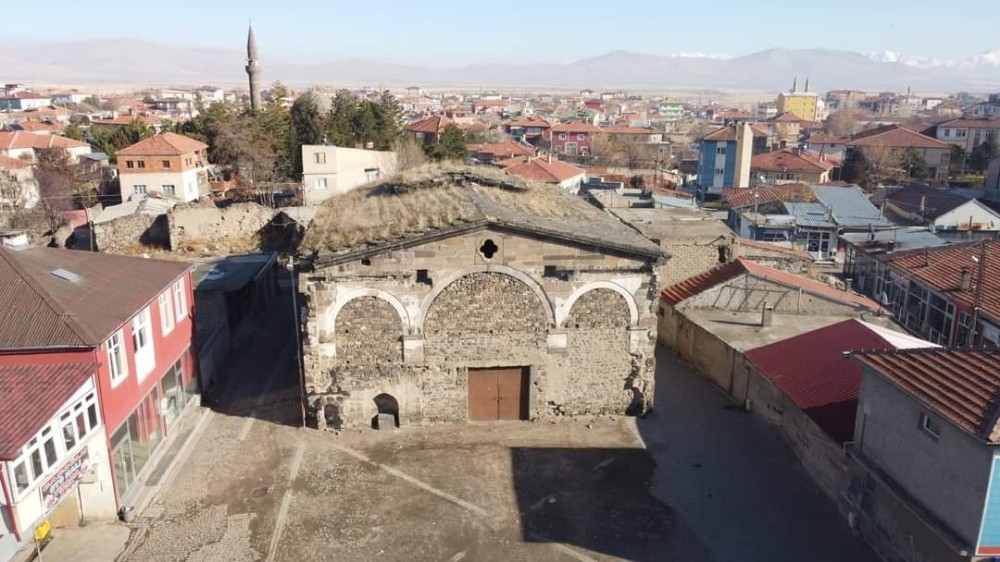 2 asirlik tarihi ermeni kilisesi restorasyon bekliyor kayseri haberleri