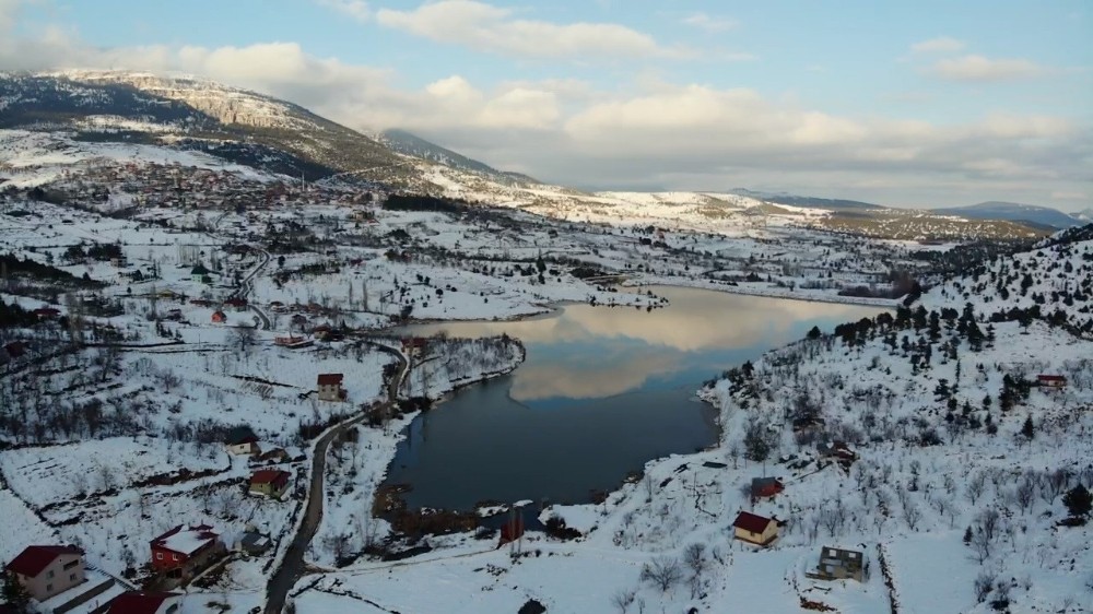 Torosların zirvesinde kartpostallık görüntüler