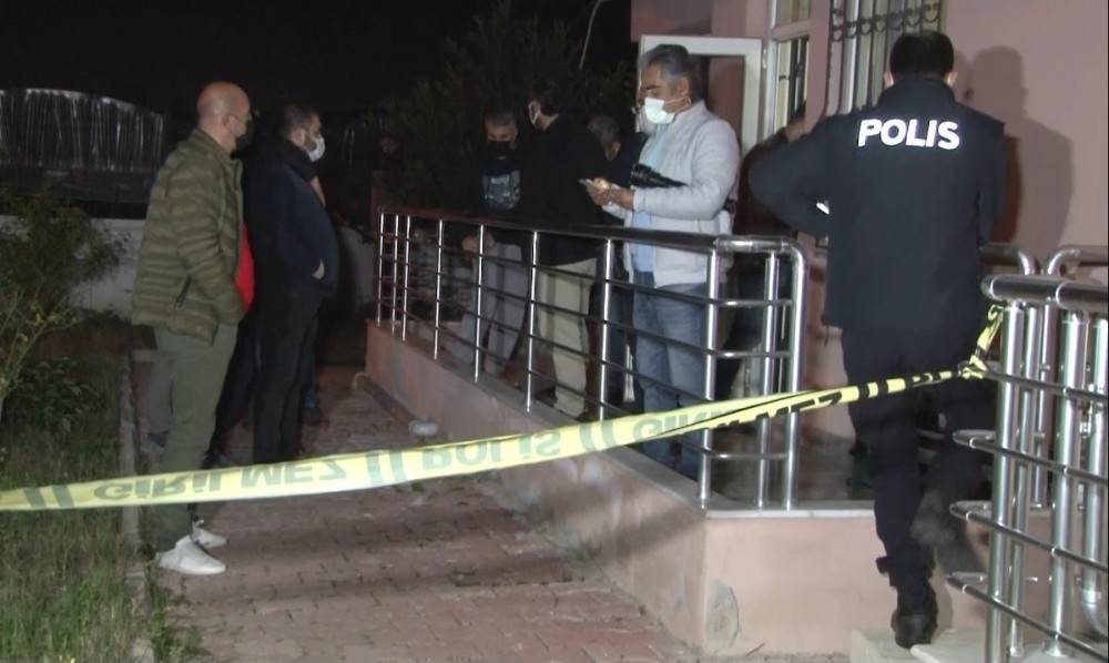 Antalya’da firma yöneticisi evinde ölü bulundu