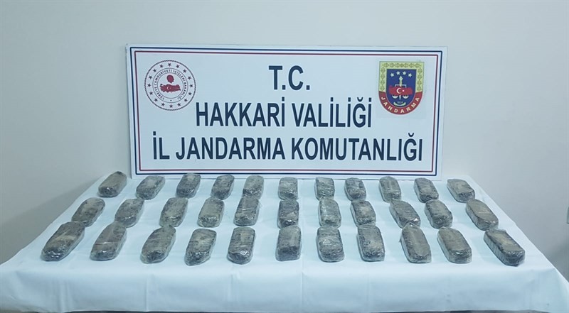 Yüksekova’da 15 kilo eroin ele geçirildi