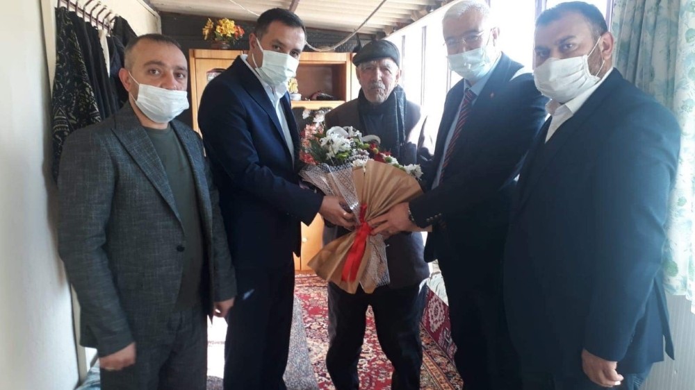 Karaman’da AK Parti ve MHP İl Başkanından şehit ailesine ziyaret