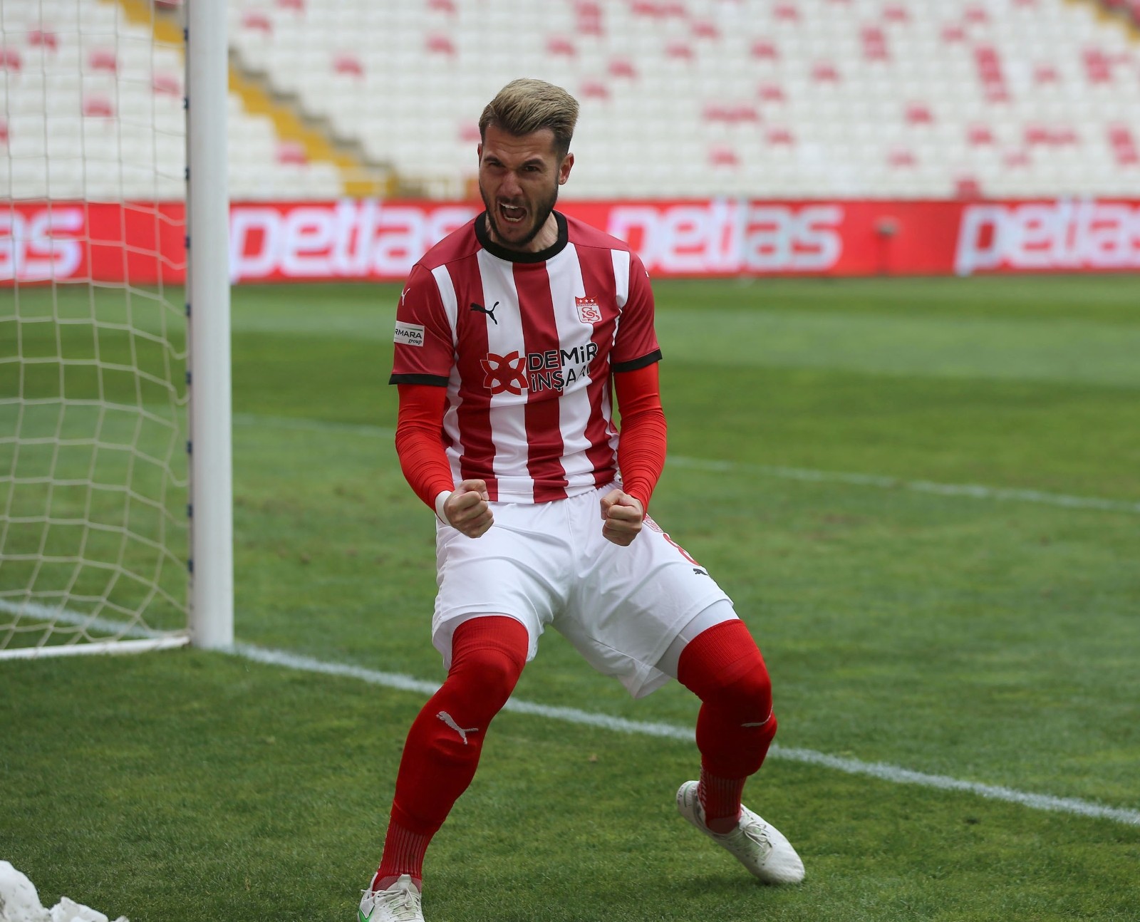 Robin Yalçın, Sivasspor'da siftah yaptı - Sivas Haberleri