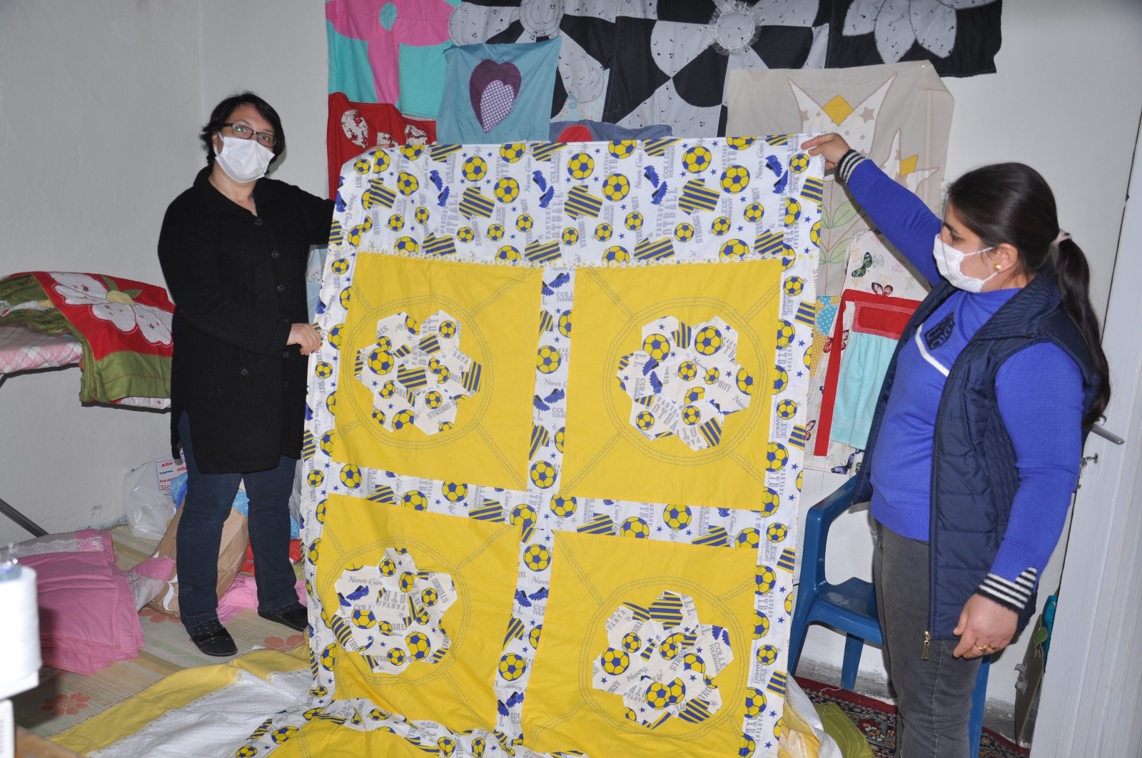 Kiraladıkları evi atölyeye çeviren kadınlar hem işçi hem patron oldu