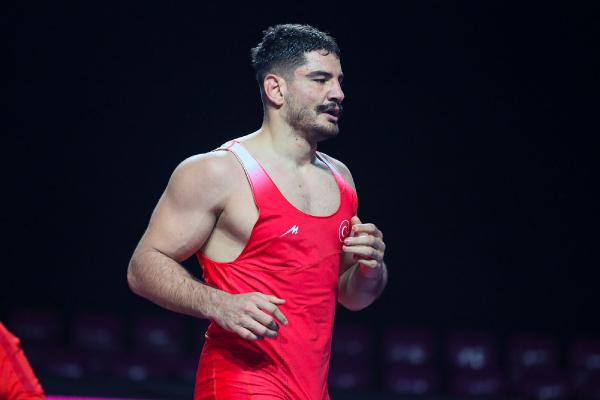 Başkan Erdoğan’dan Taha Akgül’e tebrik telefonu: Sesinizi duymak moral veriyor