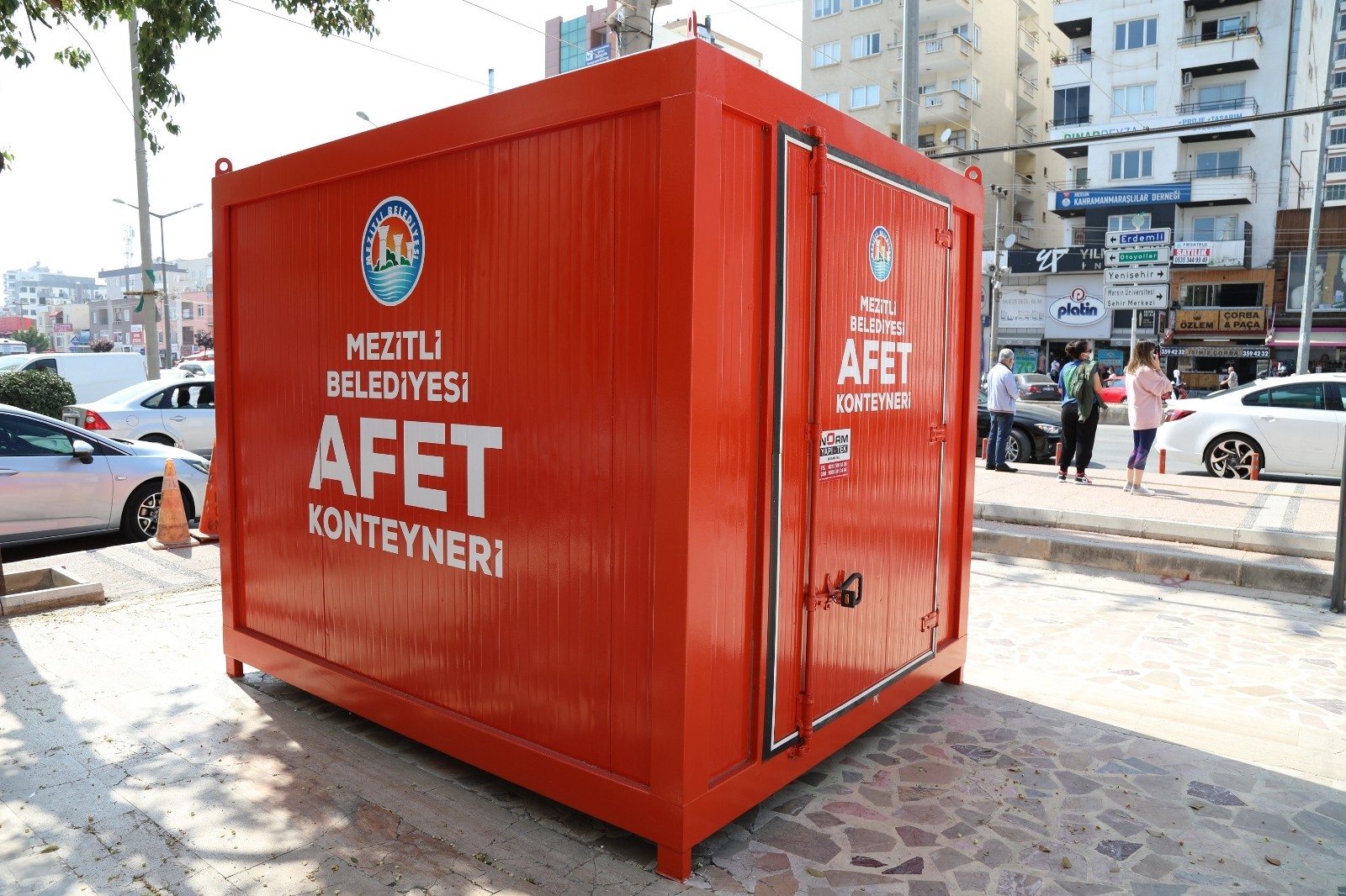 Mersin’in ilk acil durum deprem konteyneri Mezitli’ye yerleştirildi