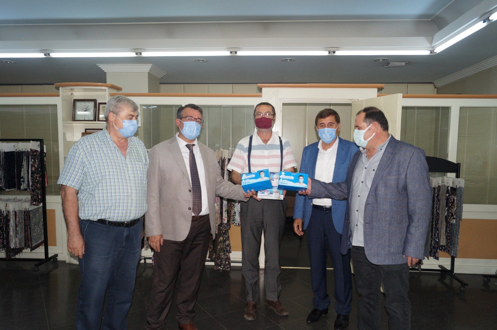 BUTTİM ve BTSO’DAN binlerce maske