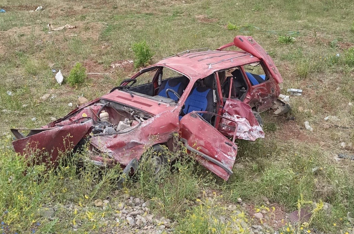 Bingöl’de otomobil ile traktör çarpıştı: 4 yaralı
