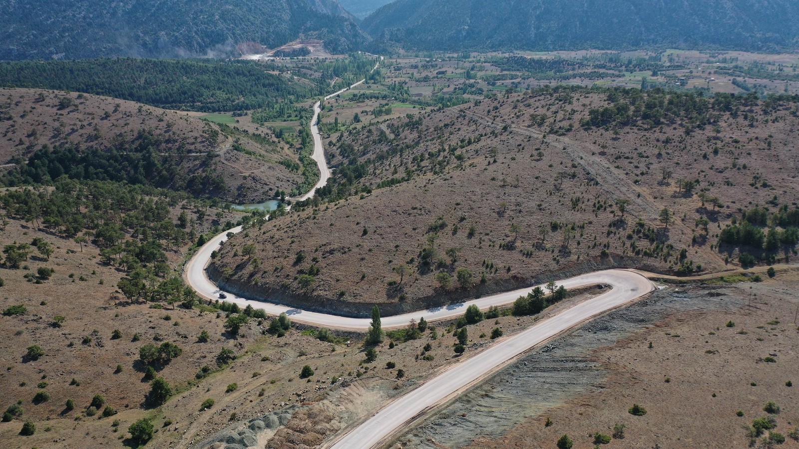 Derebucak-Gencek mahalle yolu tamamlandı