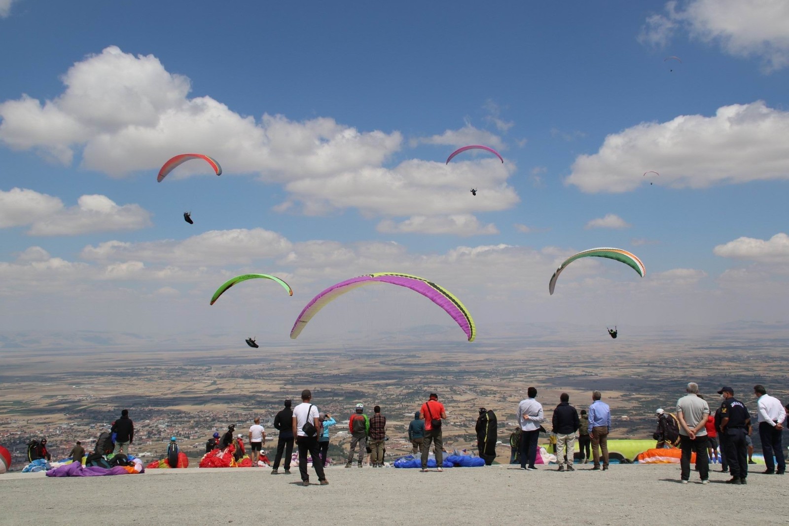 8. Akşehir XC Open Türkiye Yamaç Paraşütü başladı