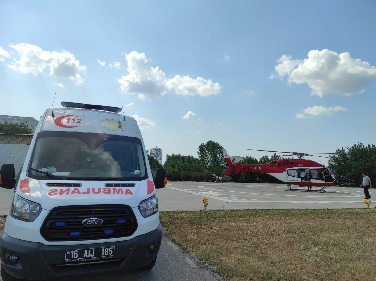 Helikopter ambulans 46 yaşındaki hasta için havalandı