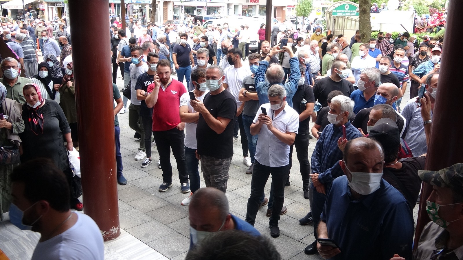 Cimilli İbo son yolculuğuna uğurlandı