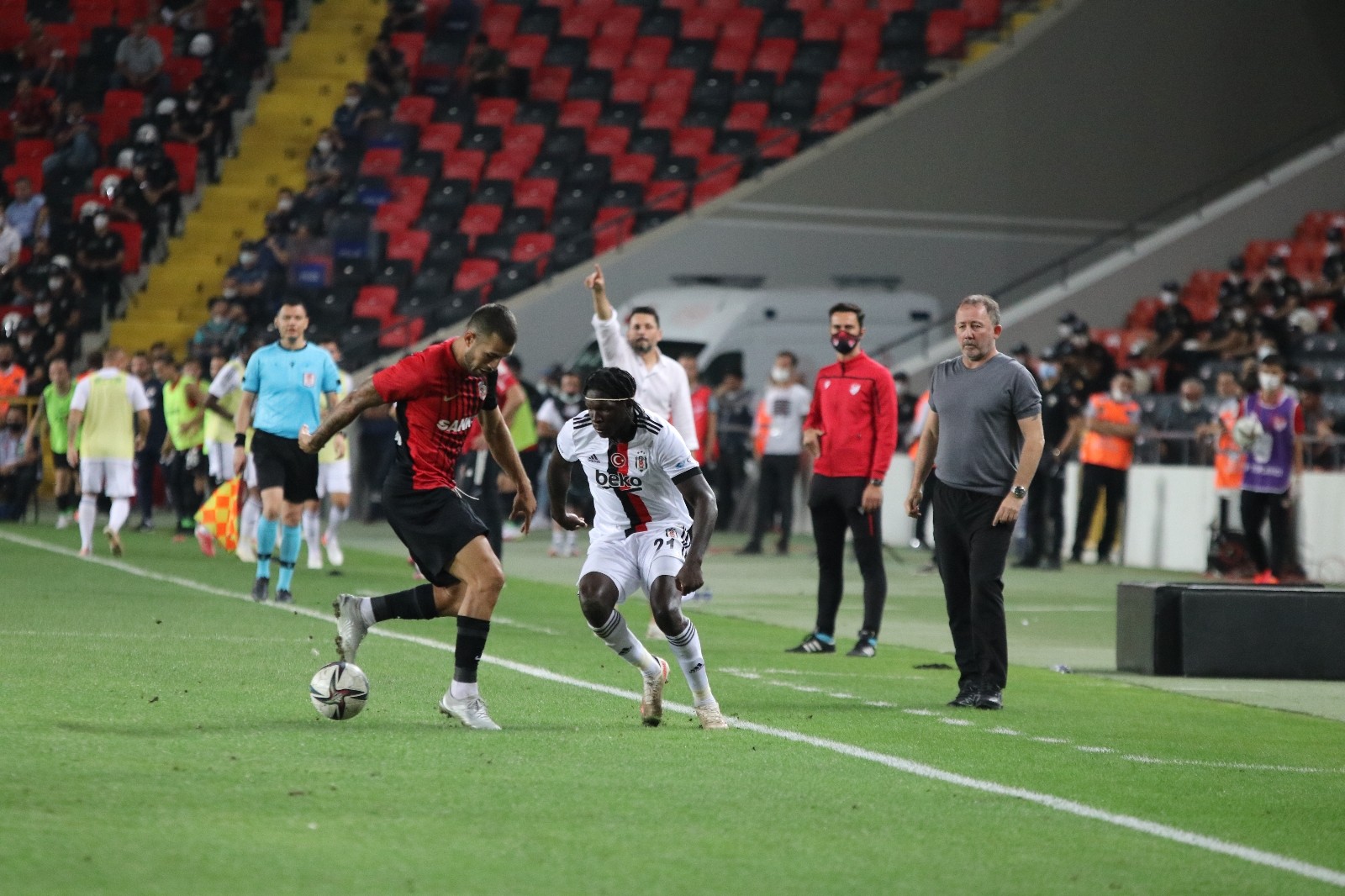 Süper Lig: Gaziantep FK: 0 - Beşiktaş: 0 (Maç sonucu) - Gaziantep Haberleri