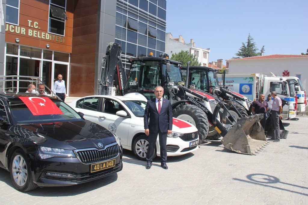 Mucur Belediyesi araç parkını güçlendirdi