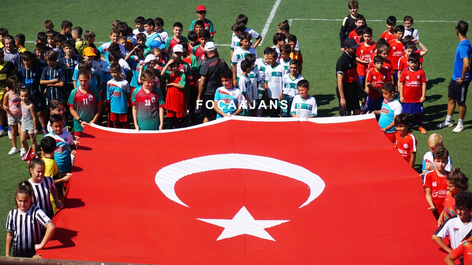 İzmir’de bulunan 10 spor kulübü 30 Ağustos Zafer Kupası Turnuvası için ter döktü