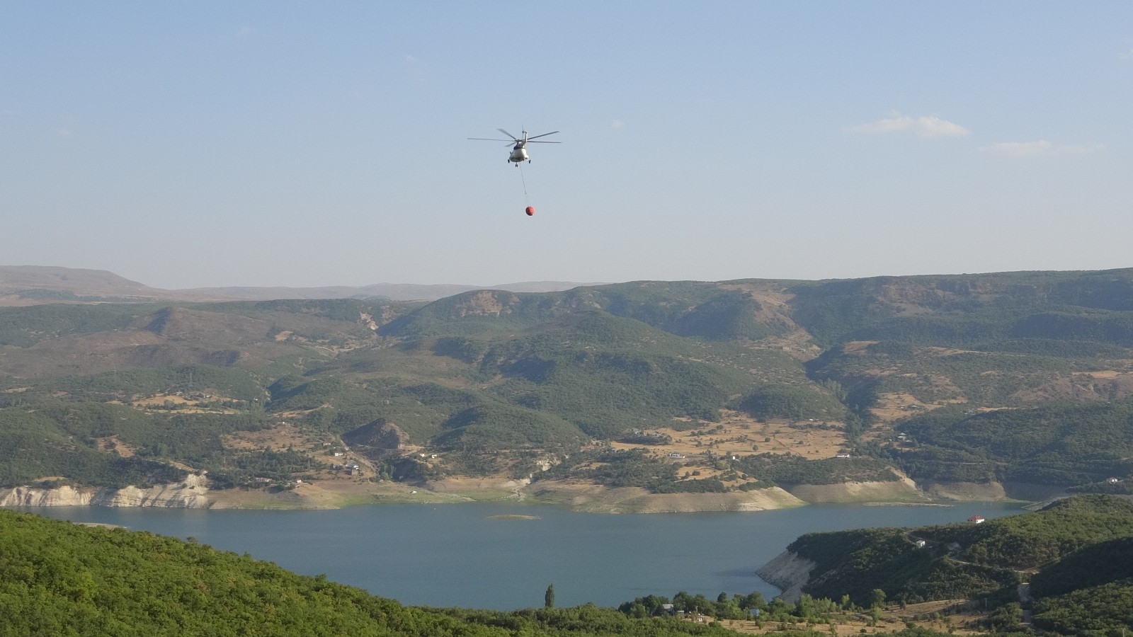 Bingöl’deki yangına müdahale 4’üncü gününde sürüyor