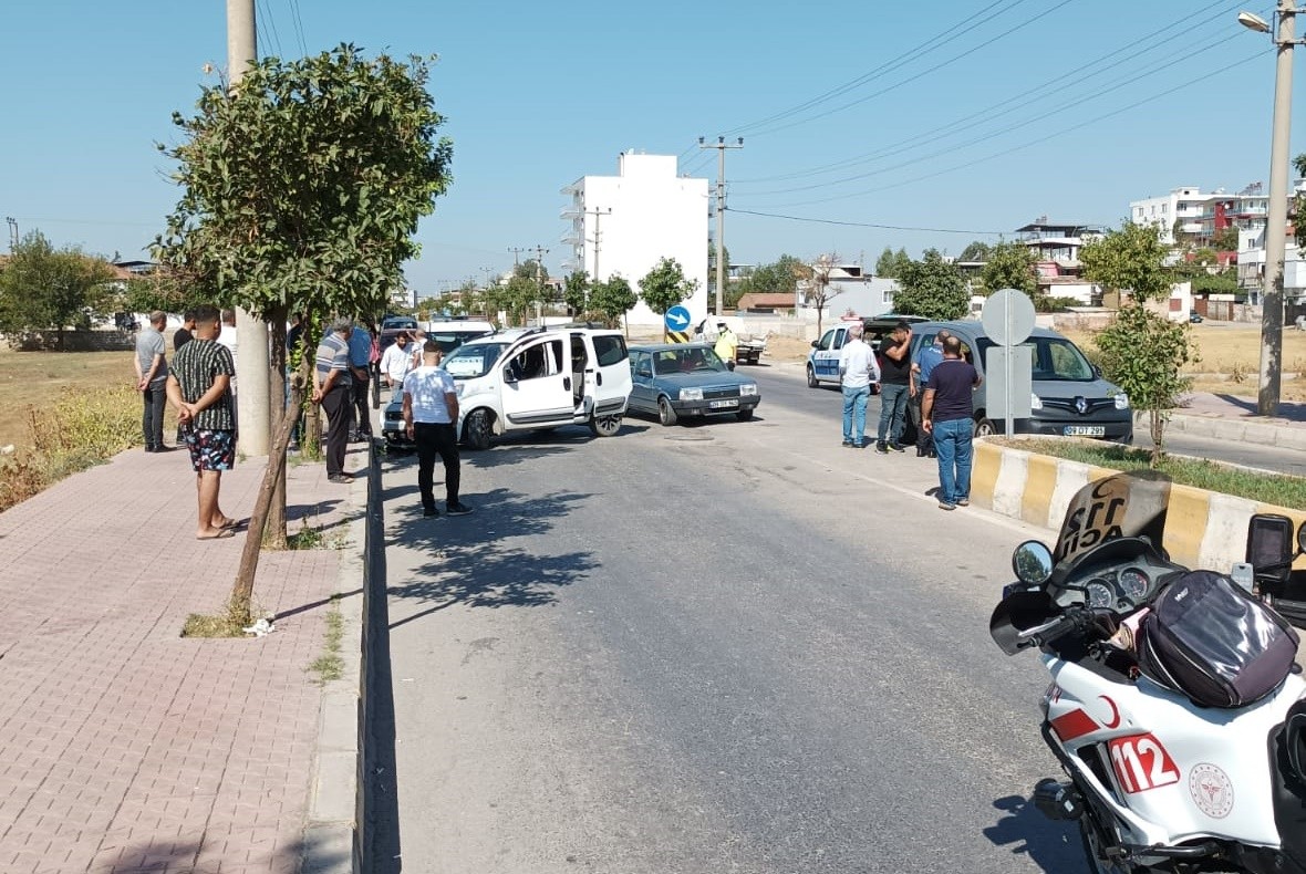 Aydın’da trafik kazası: Biri çocuk, 3 yaralı