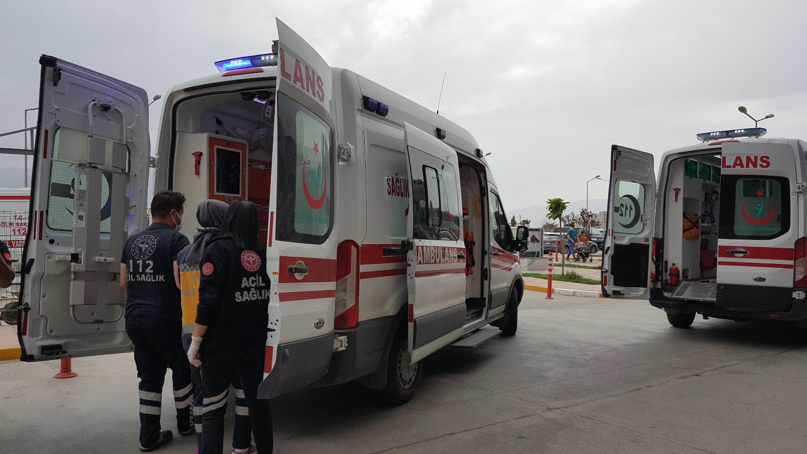 Erzincan’da saman balyalarının altında kalan 6 çocuk annesi hayatını kaybetti