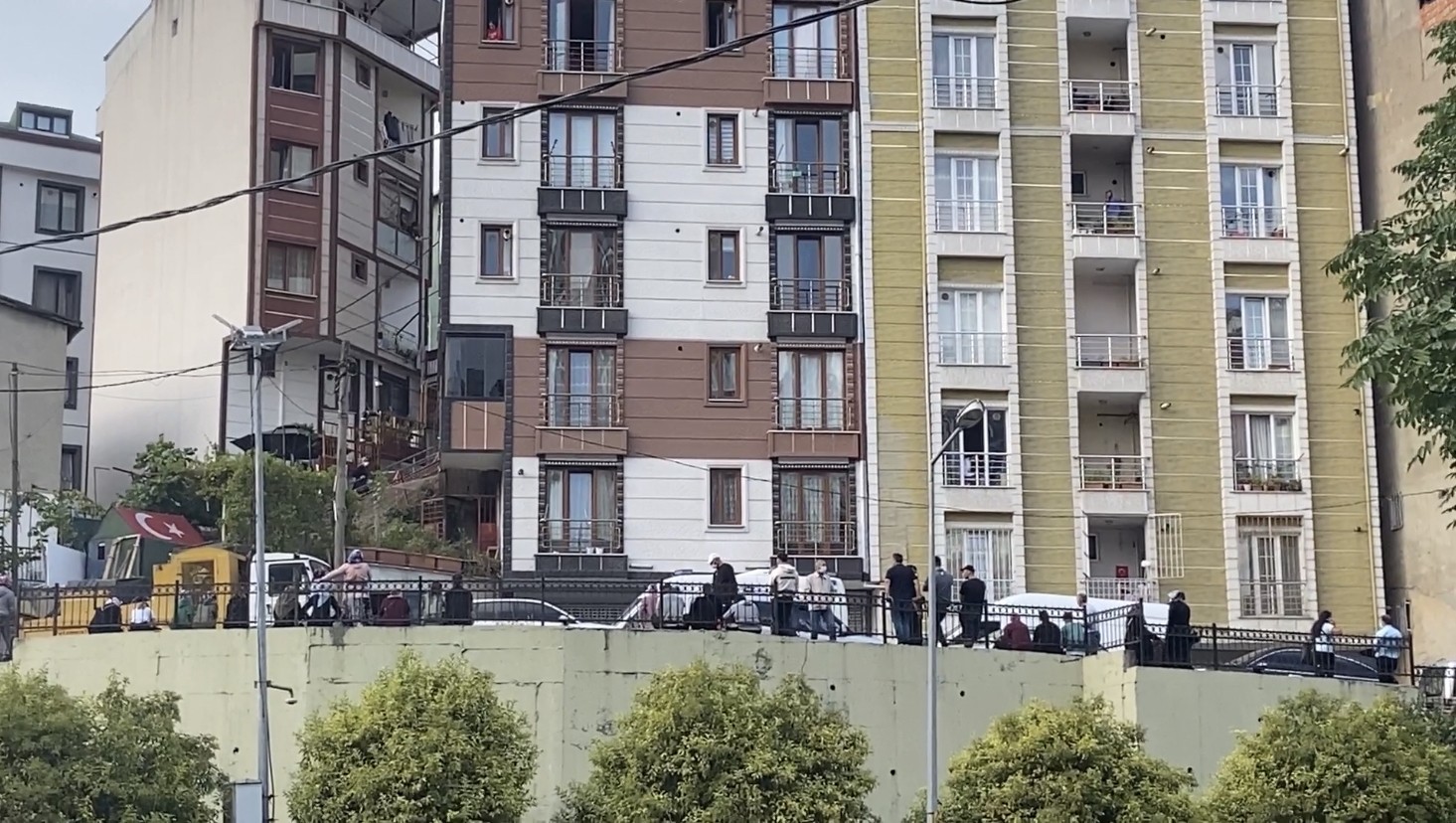 (Özel) İstanbul’da kadın cinayeti: Eşini öldüren koca kendi başına sıktı