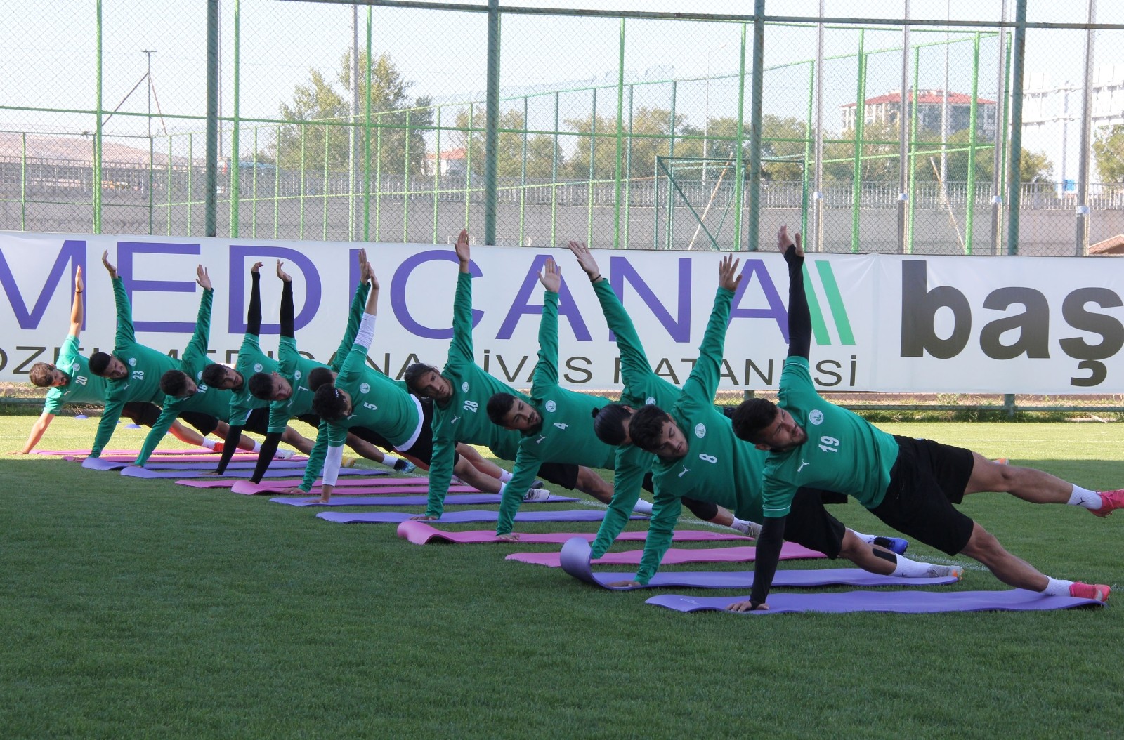 Sivas Belediyespor, Serik maçı hazırlıklarına başladı