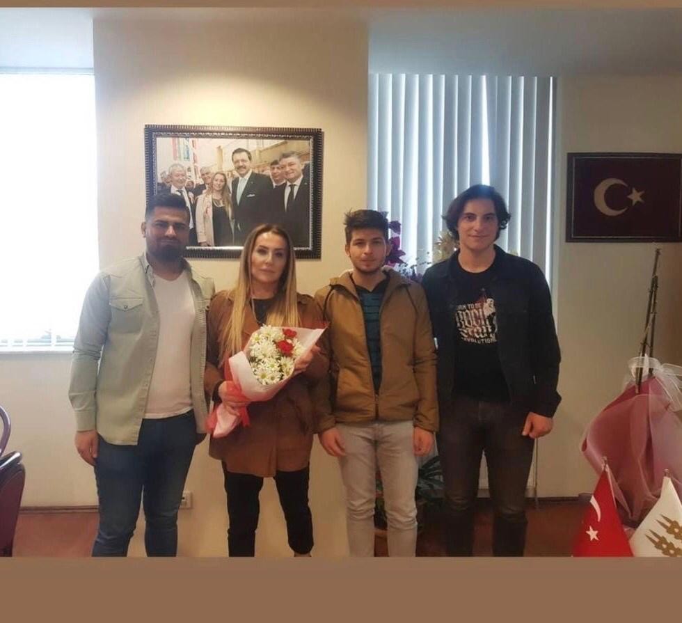 Edirne’de üniversite öğrencilerinden TOBB Edirne Bölge Temsilcisi ve KGK Başkanı Aslan’a ziyaret