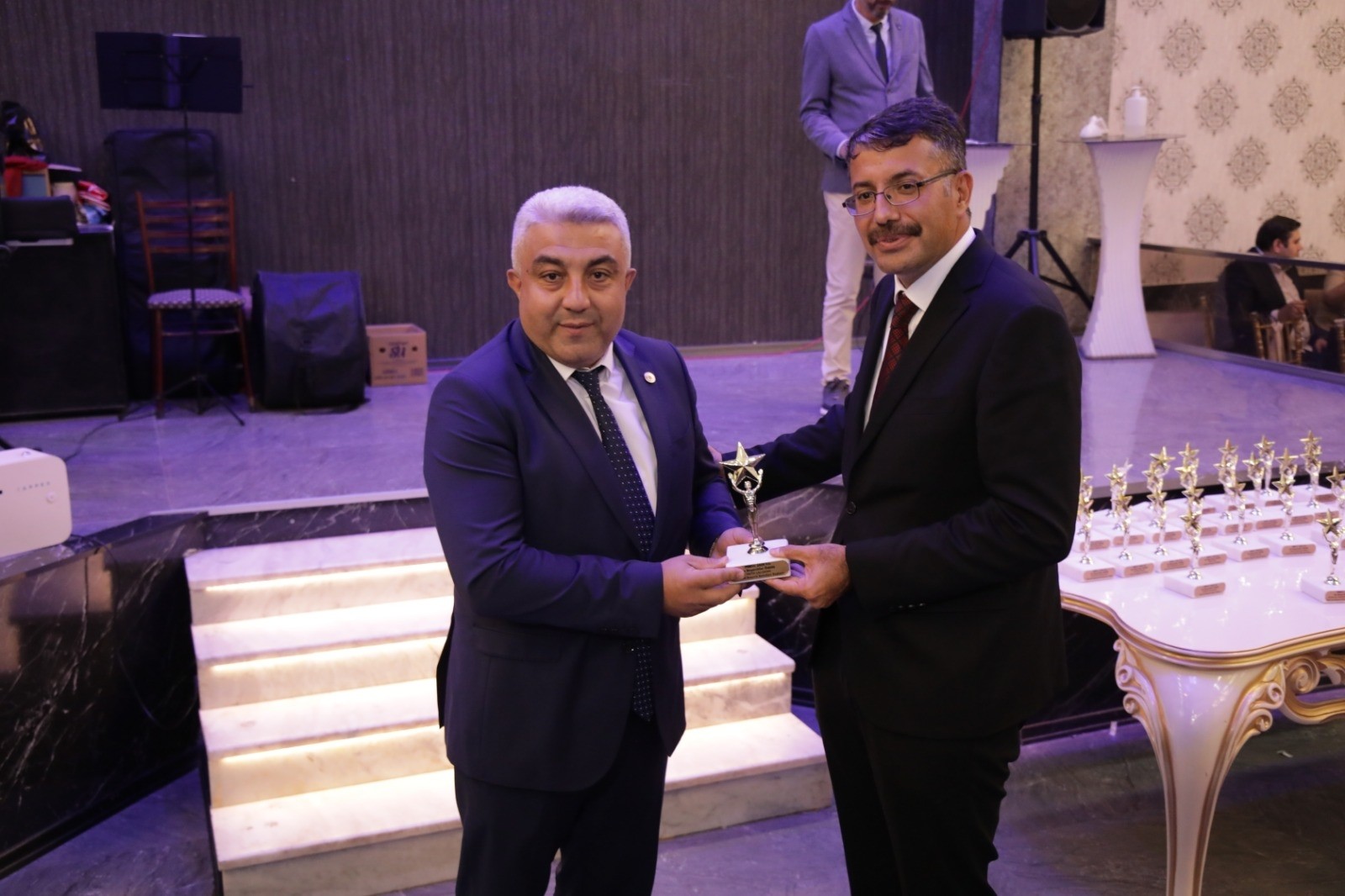 Fatih Çalışkan’a “En Başarılı Belediye Başkanı” ödülü