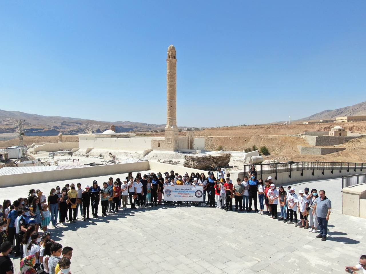 Türkiye’nin farklı kentlerinden gelen 45 öğrenci, Hasankeyf’le bütünleşti