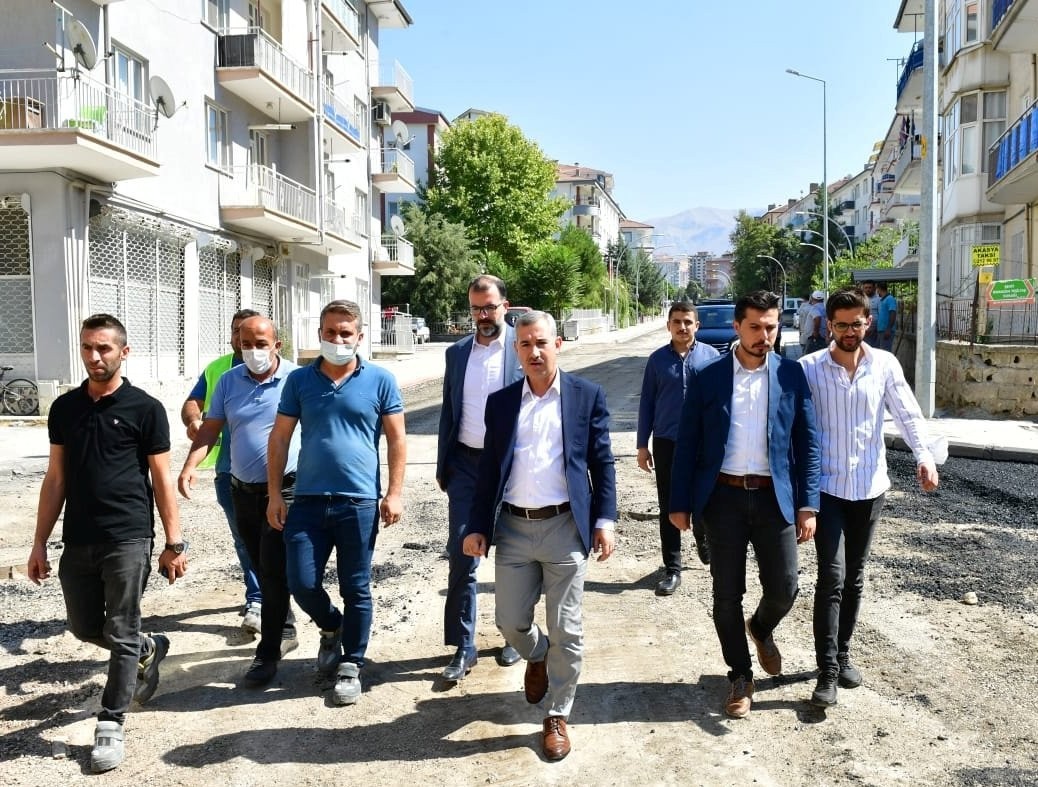 Başkan Çınar değişim ve dönüşüm yatırımlarını inceledi