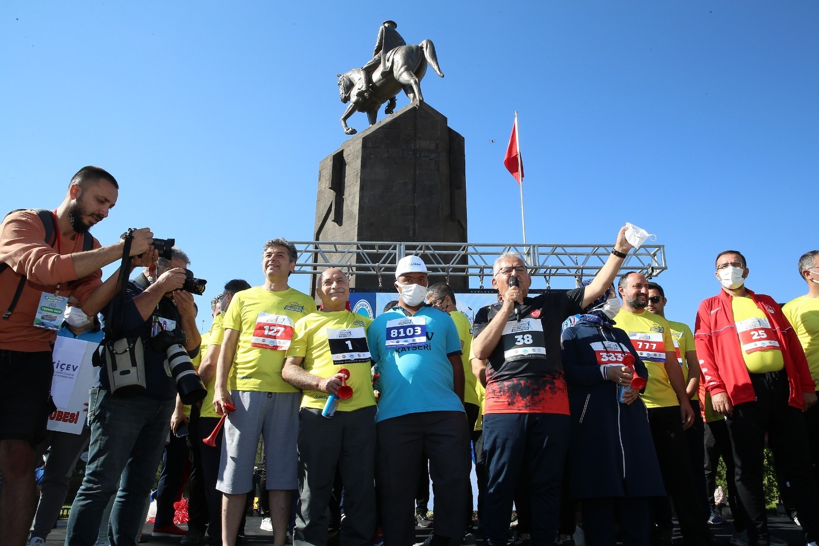 istikbal kayseri yari maratonu sampiyon sporculari agirladi kayseri haberleri