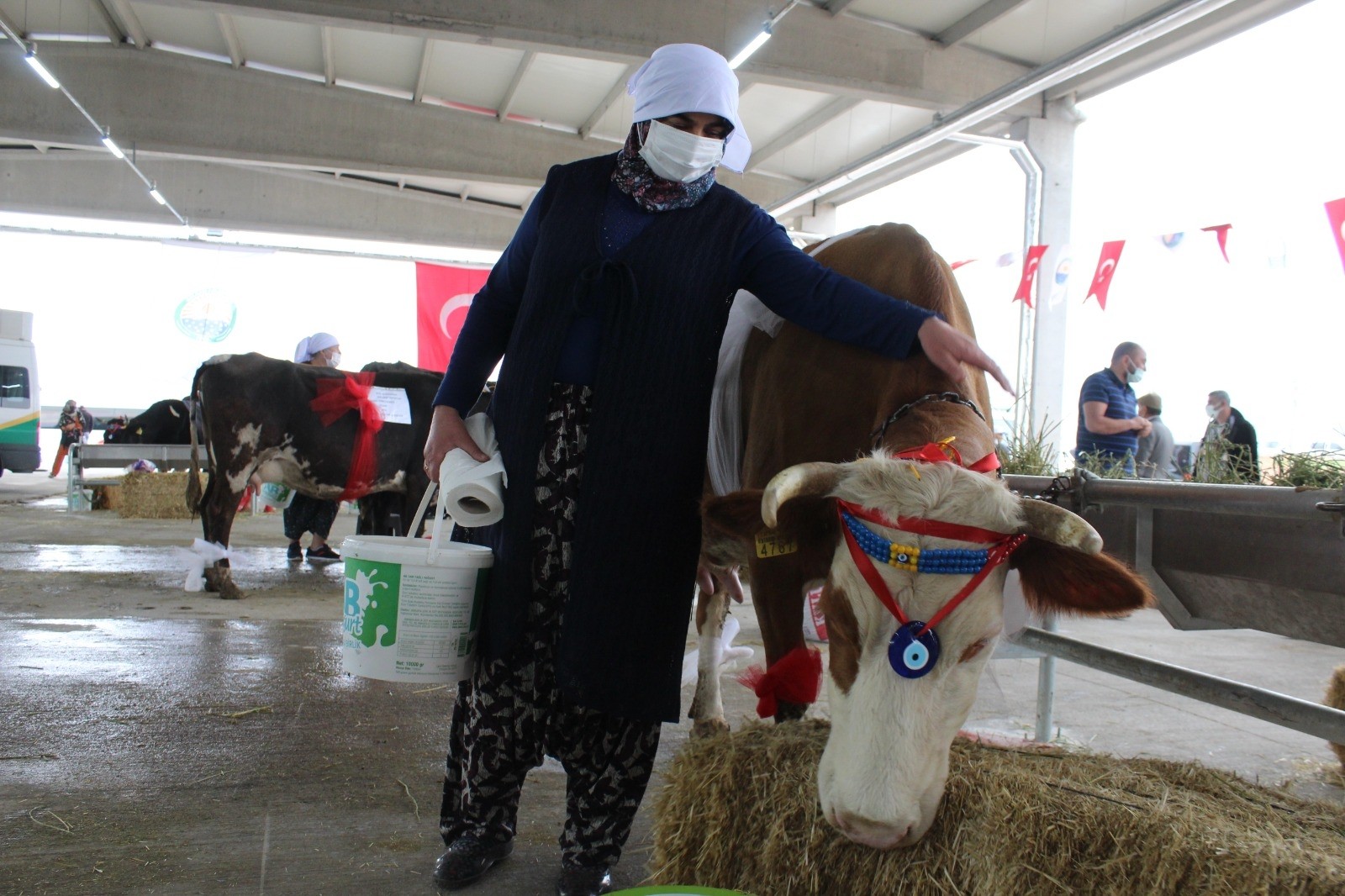 AGROTEC Tarım Fuarı’nda Süt Sağma Yarışması