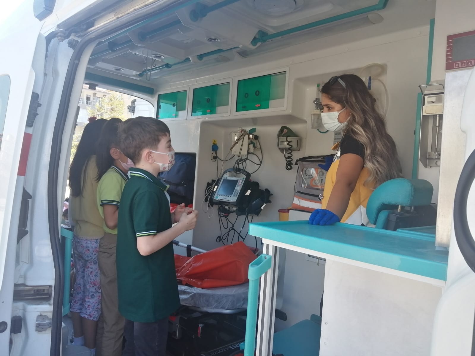 Çocukların ambulans merakı