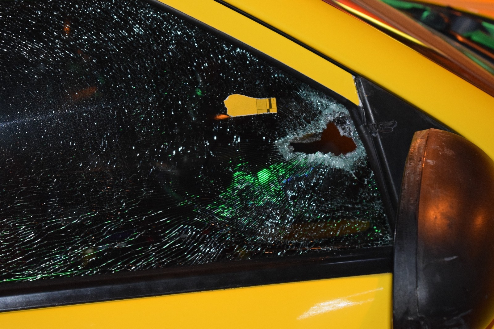 Malatya’da ticari araç içerisinde silahlı saldırıya uğrayan şahıs yaralandı