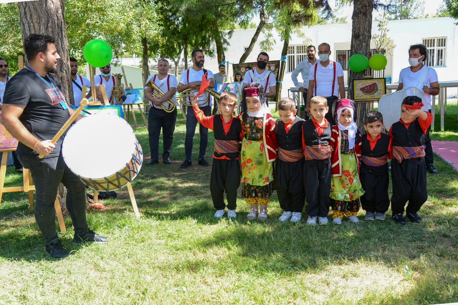 Diyarbakırlı miniklerden ‘Karpuz Festivali’