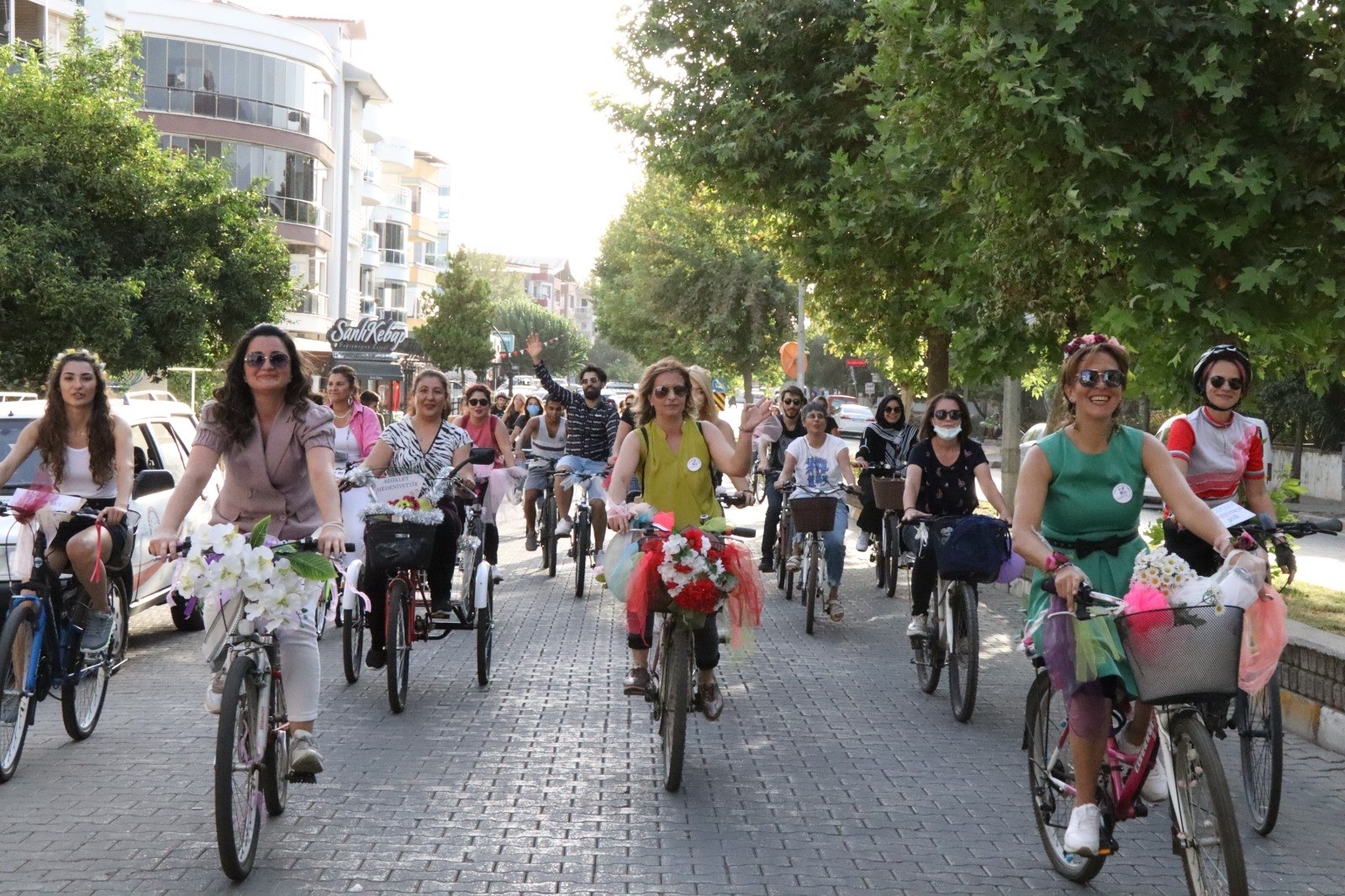 Süslü Kadınlar Bisiklet Turu’nun dokuzuncusu Nazilli’de yapıldı