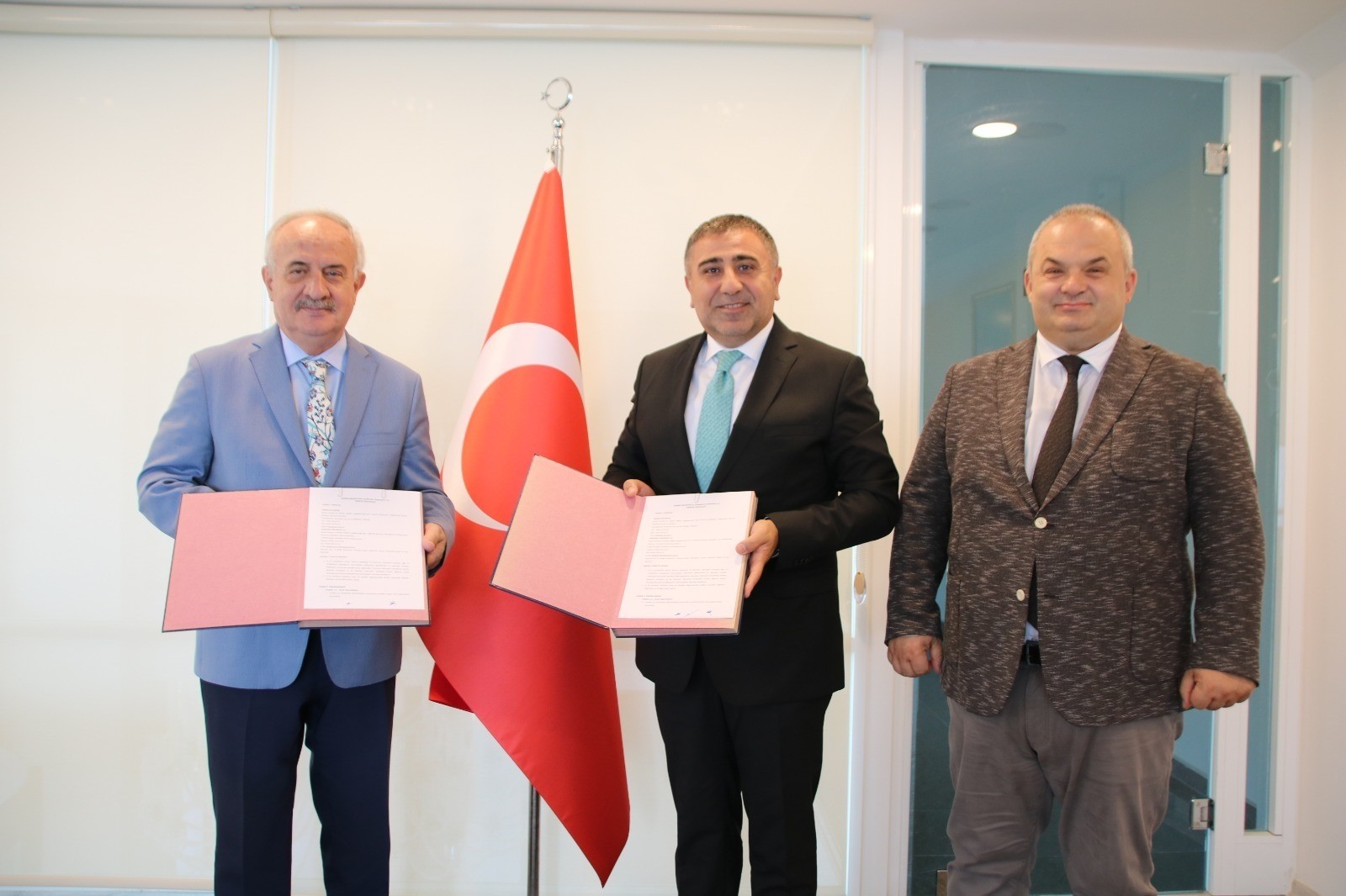 Derince Belediyesi, TÜBİTAK MARTEK ile protokol imzaladı #kocaeli