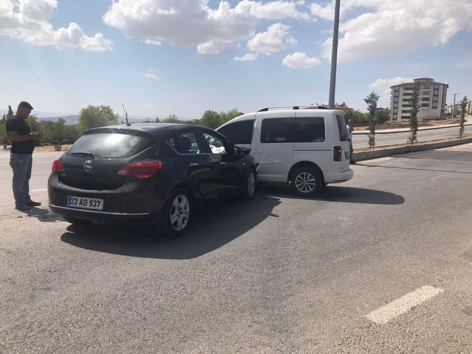 Elazığ’da trafik kazası: 1 yaralı #elazig