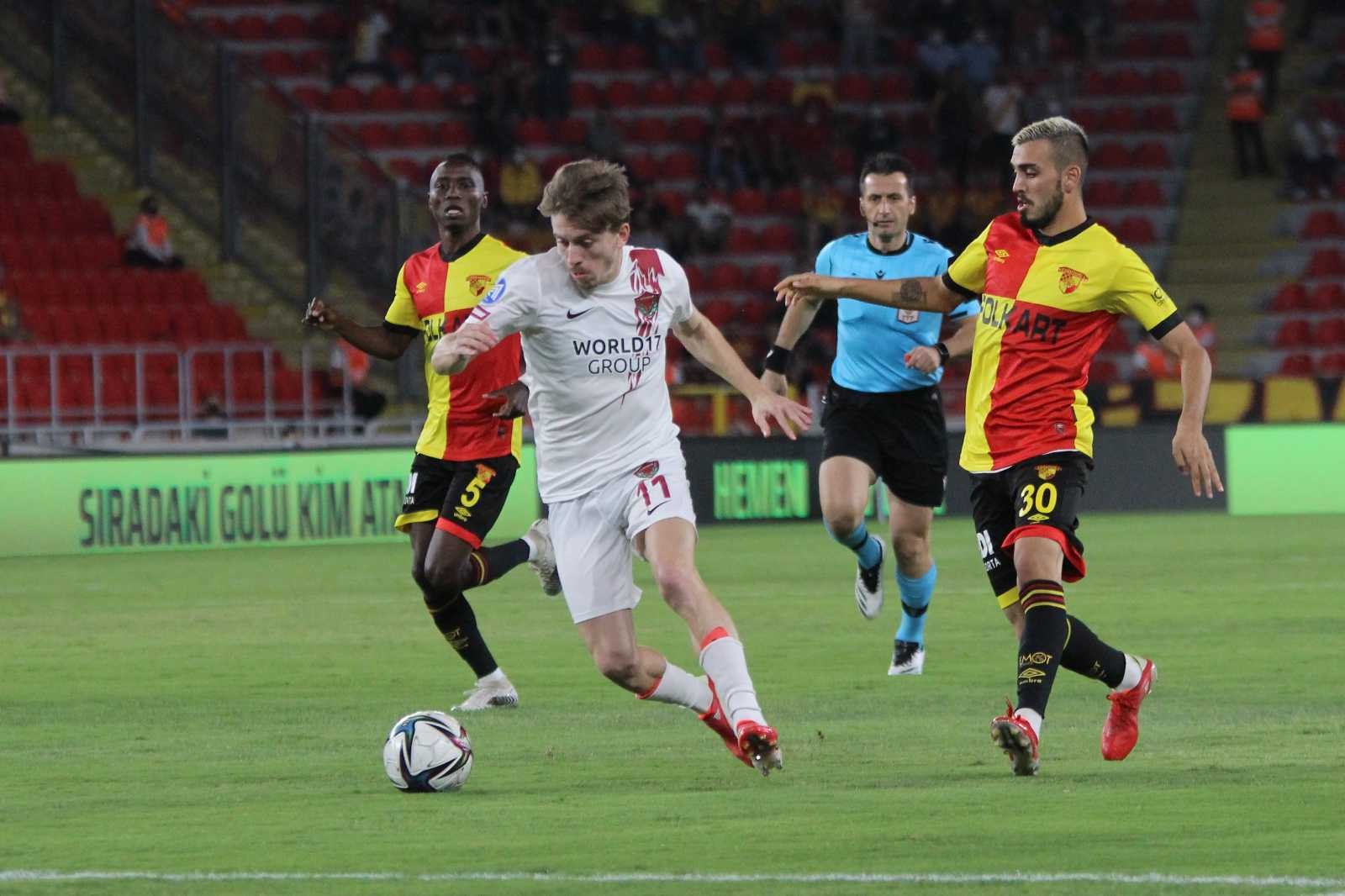 Süper Lig: Göztepe: 0 - Hatayspor: 1 (İlk yarı) #izmir
