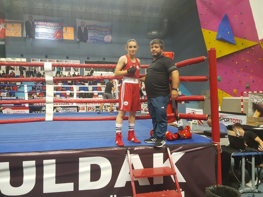Nuri Eroğlu Büyük Erkekler ve Büyük Kadınlar Türkiye Ferdi Boks Şampiyonası’nda Elazığ rüzgarı #elazig