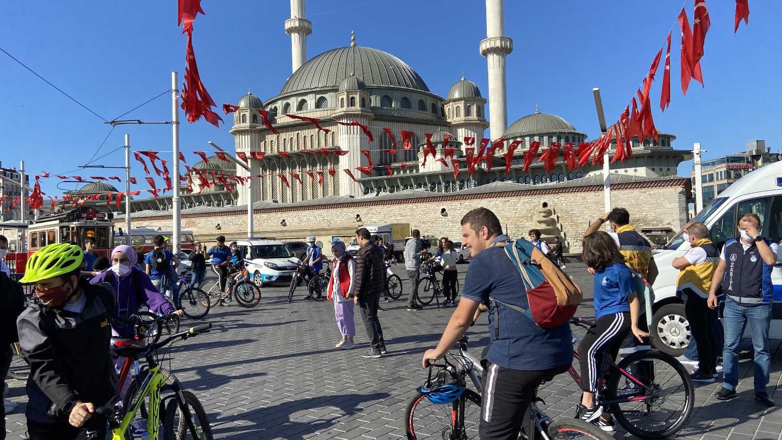 Taksim Meydanı’ndan Ayasofya’ya bisiklet turu #istanbul