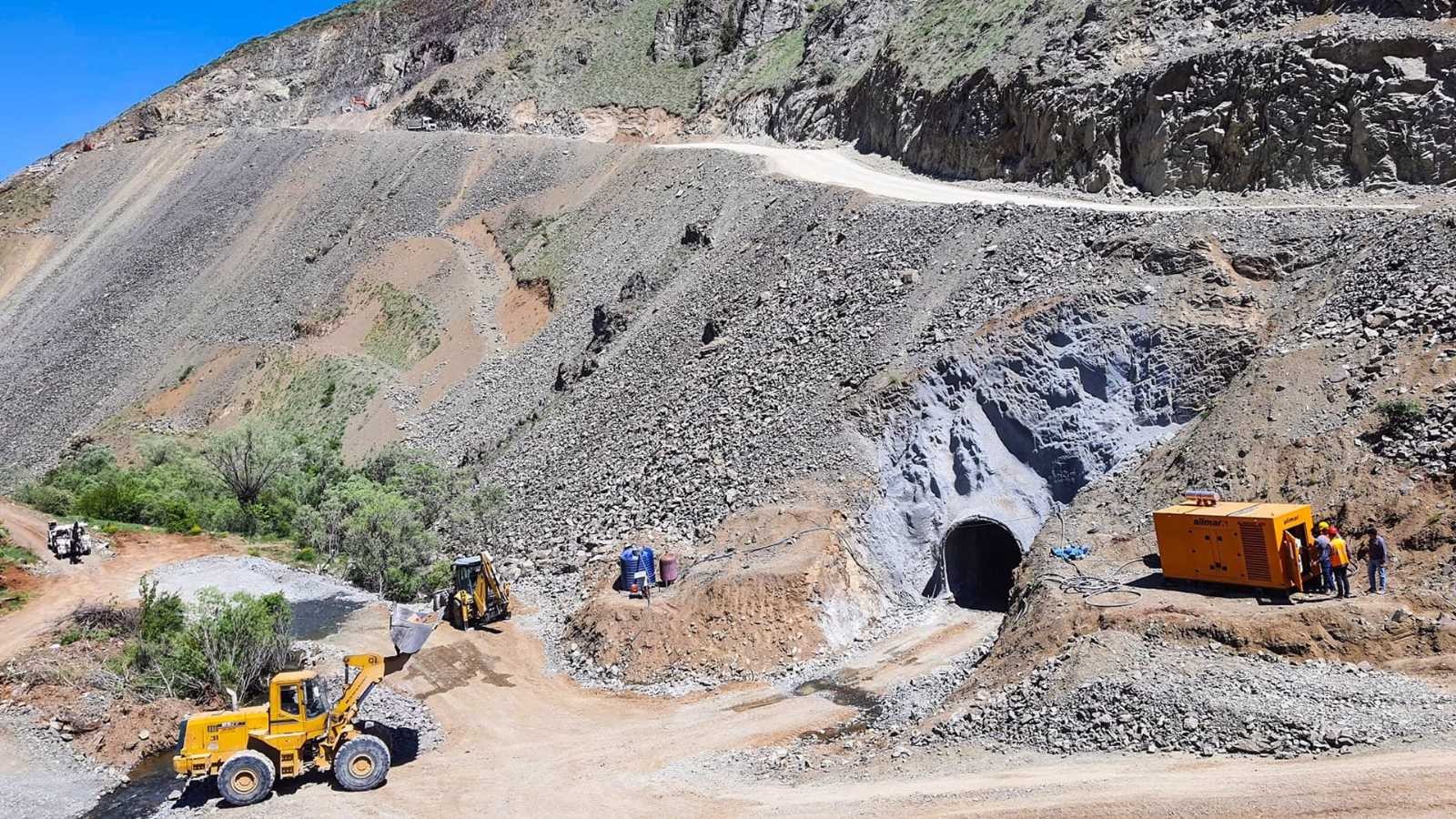 Ballı Barajı tamamlandığında 11 bin dekar araziyi sulayacak #erzincan
