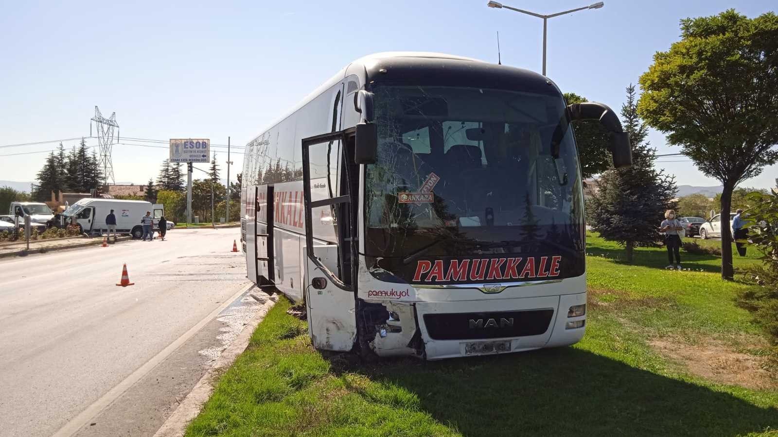 Afyonkarahisar’da otobüs kazası #afyonkarahisar