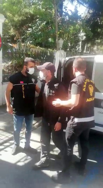 Büyükada’da evinin bahçesinde uyuşturucu yetiştirip satan şahıs yakalandı