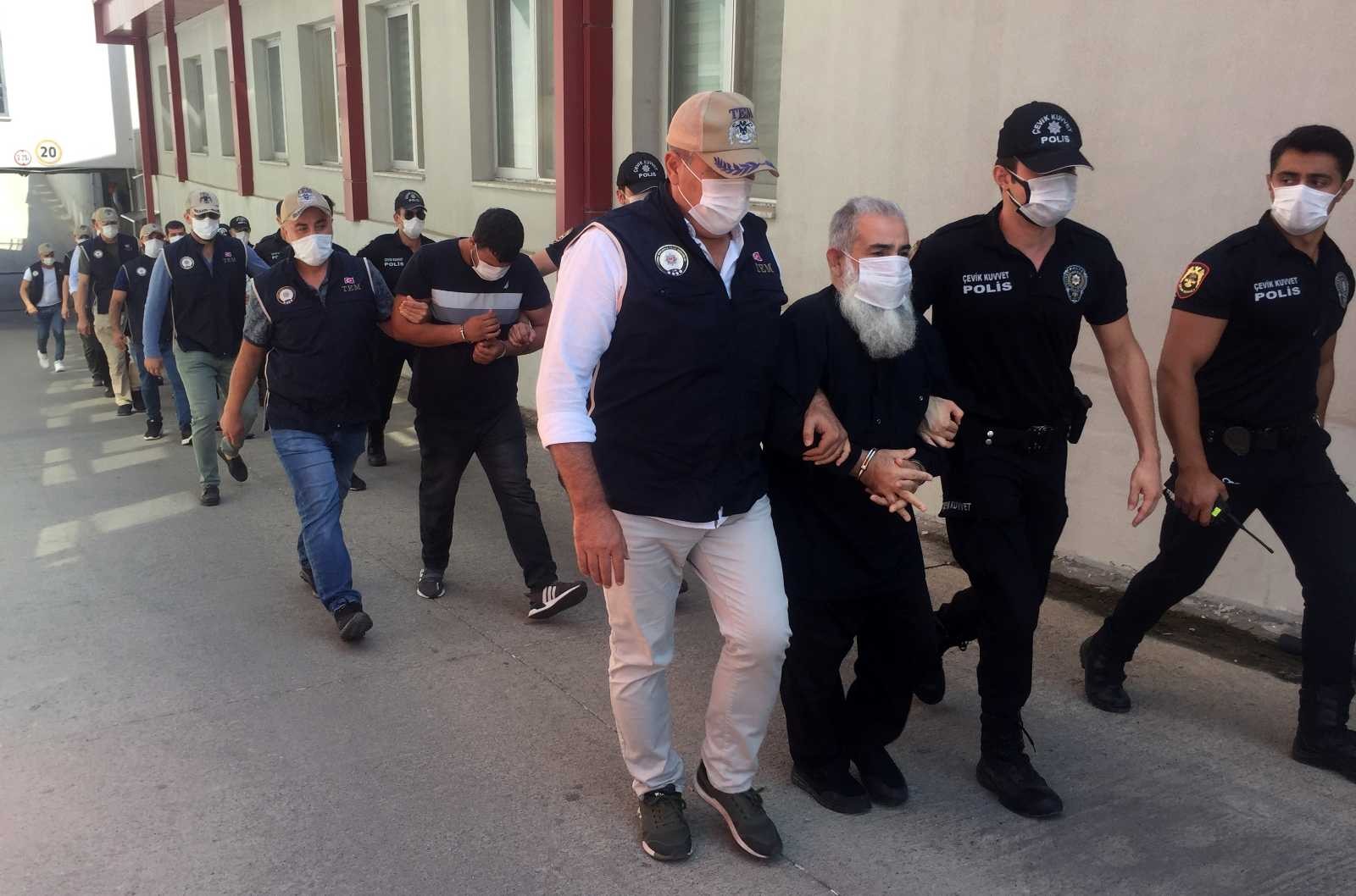 Mahmut Özden’in sözde emirliğini illerde tebliğ eden DEAŞ’lı yakalandı #adana