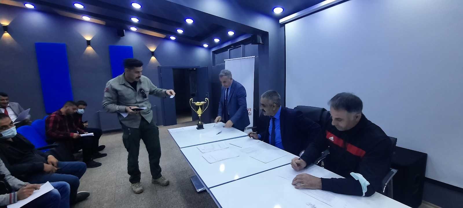Eleşkirt’te Kurumlar Arası Voleybol Turnuvası Kura Çekimi Yapıldı #agri