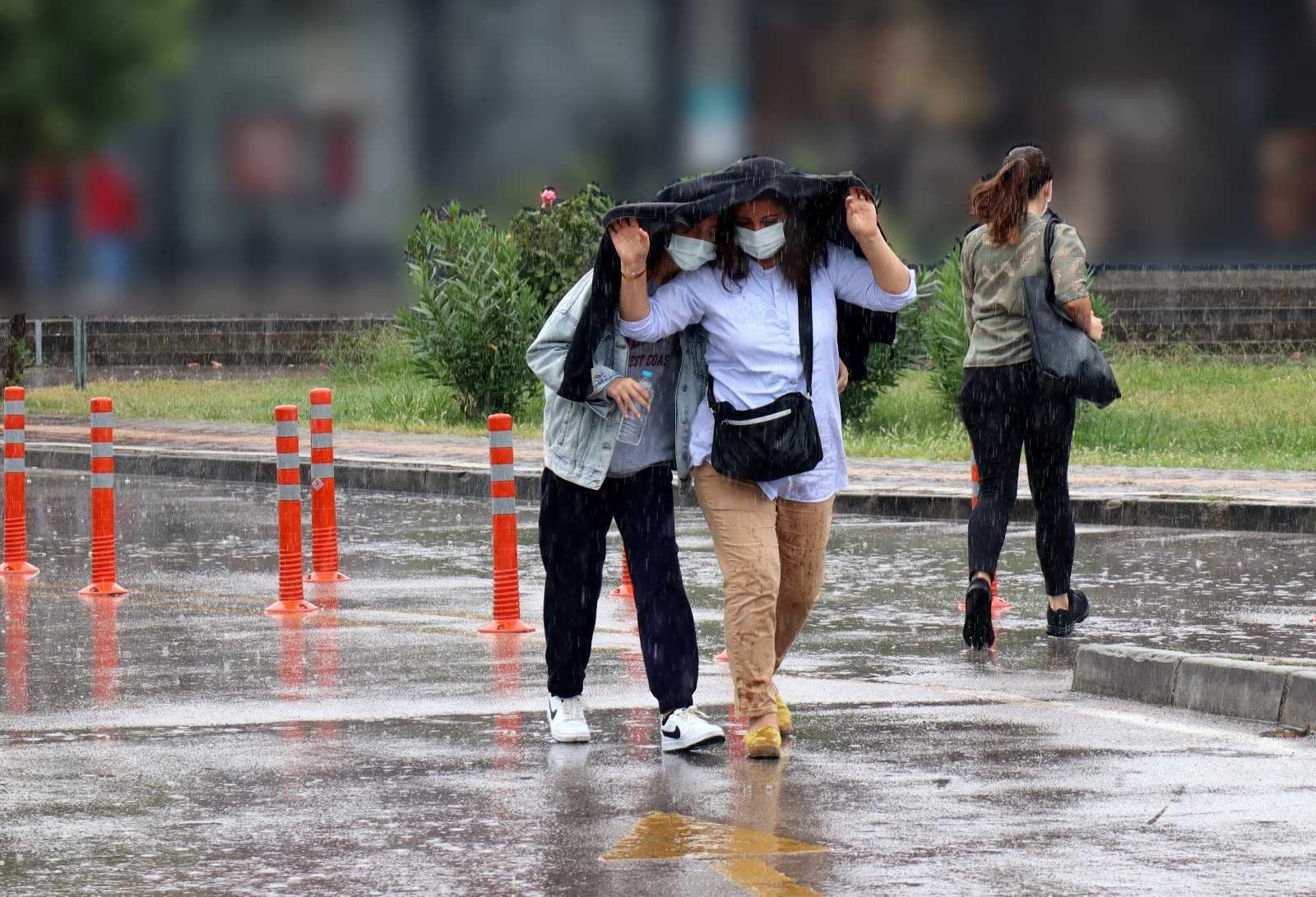 Doğu Anadolu Bölgesinde sağanak yağış bekleniyor #erzincan