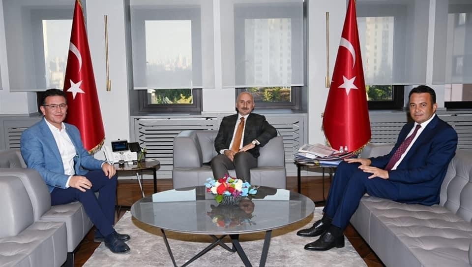 Başkan Ulutaş, hizmet ve yatırım takibi için Ankara’da temaslarda bulundu