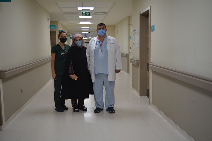 yumurtaligindan-15-kilo-tumor-cikti-1633170967134.jpg
