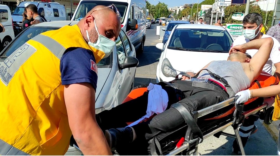 Aydın’da kafe ortakları arasında silahlı kavga: 2 yaralı #aydin