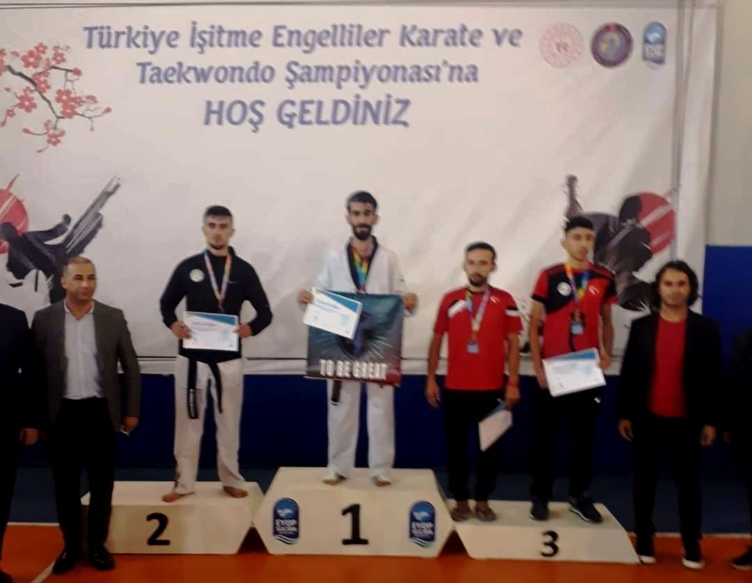 Taekwondo İşitme Engelliler Türkiye Şampiyonası üçüncüsü Emet’ten #kutahya
